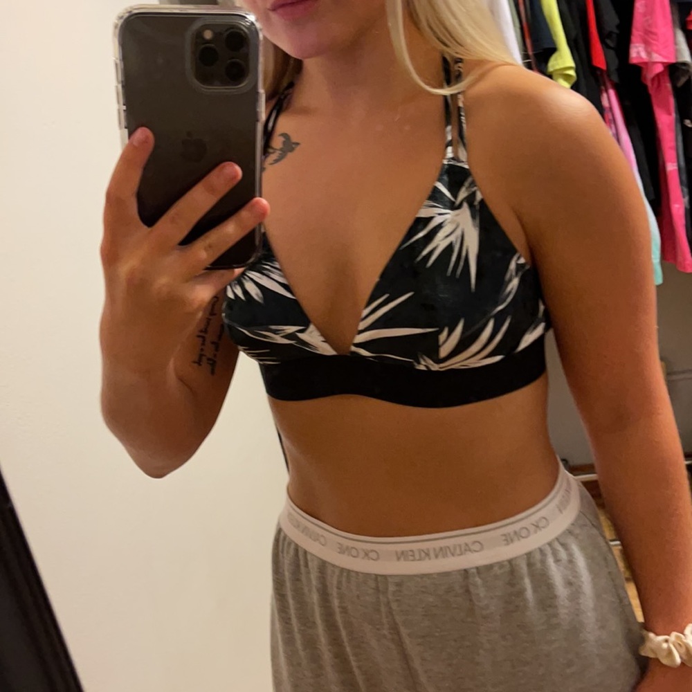 Pink cute bra!!